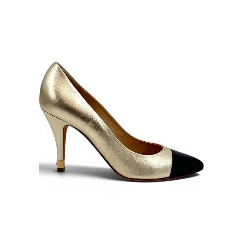 Chanel 2014 Metallic Gold‎ Leather Black Cap Toe Pumps FR 39 / 8.5 CC Logo Heels